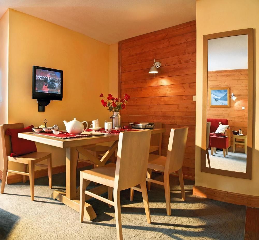Residence Pierre & Vacances L'Ours Blanc Alpe d'Huez Exterior foto